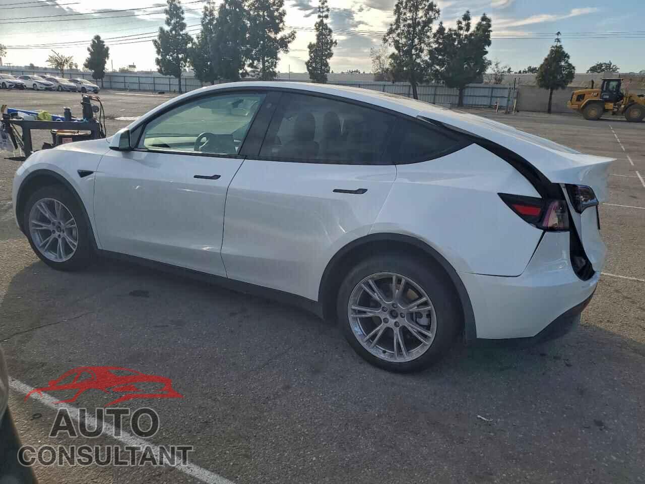 TESLA MODEL Y 2023 - 7SAYGDEE2PF621085