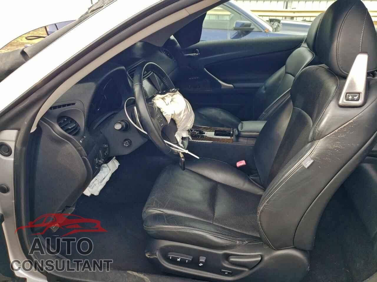 LEXUS IS 2010 - JTHFF2C23A2510820