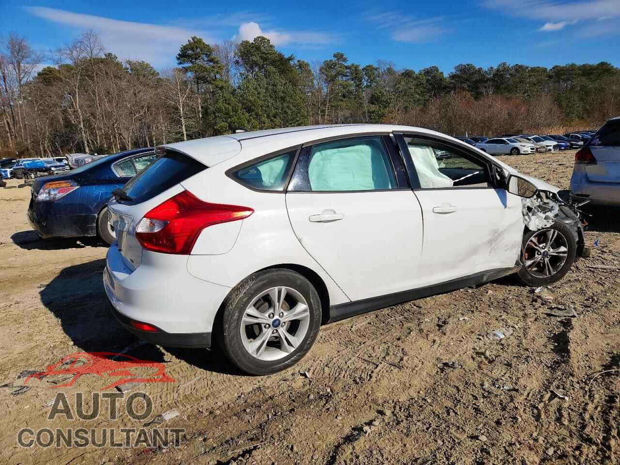 FORD FOCUS 2014 - 1FADP3K27EL410867