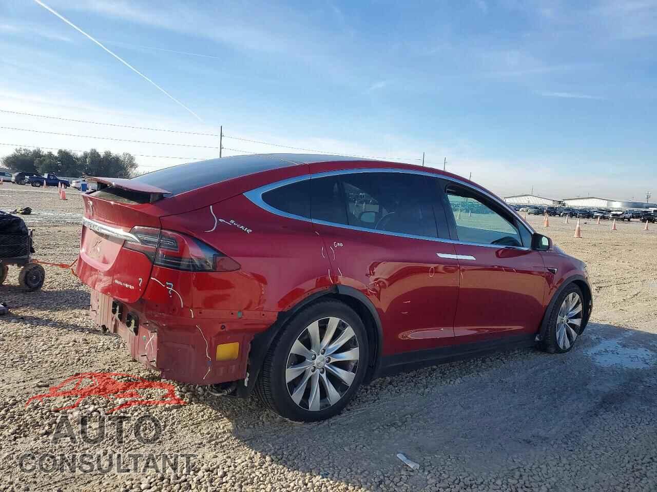 TESLA MODEL X 2019 - 5YJXCAE25KF188752