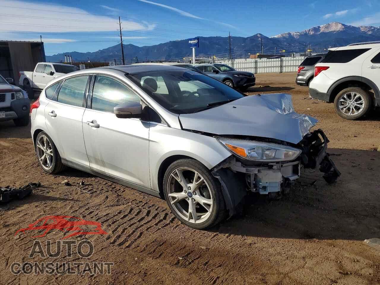 FORD FOCUS 2016 - 1FADP3N23GL351136