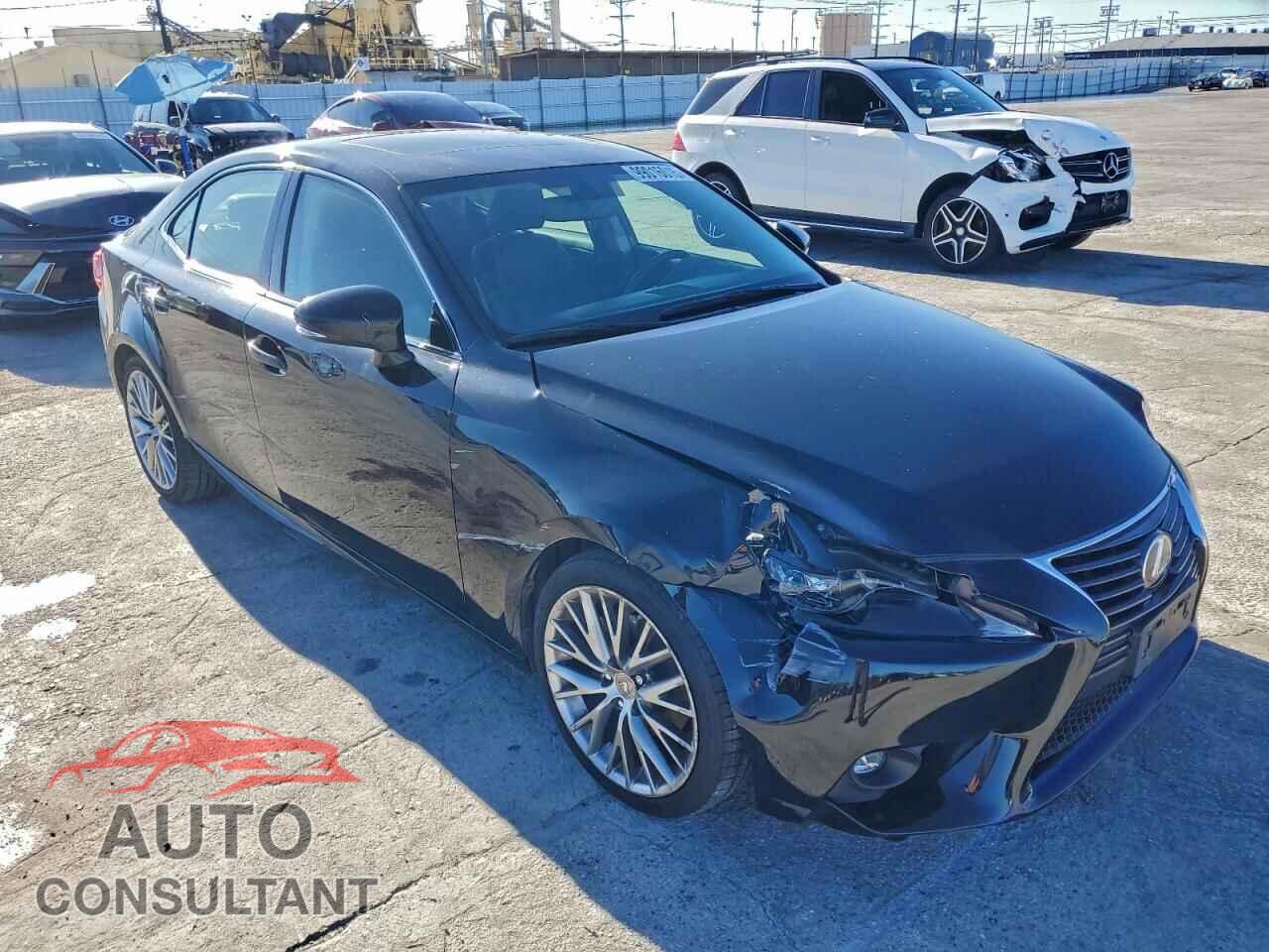 LEXUS IS 2015 - JTHBF1D20F5048519