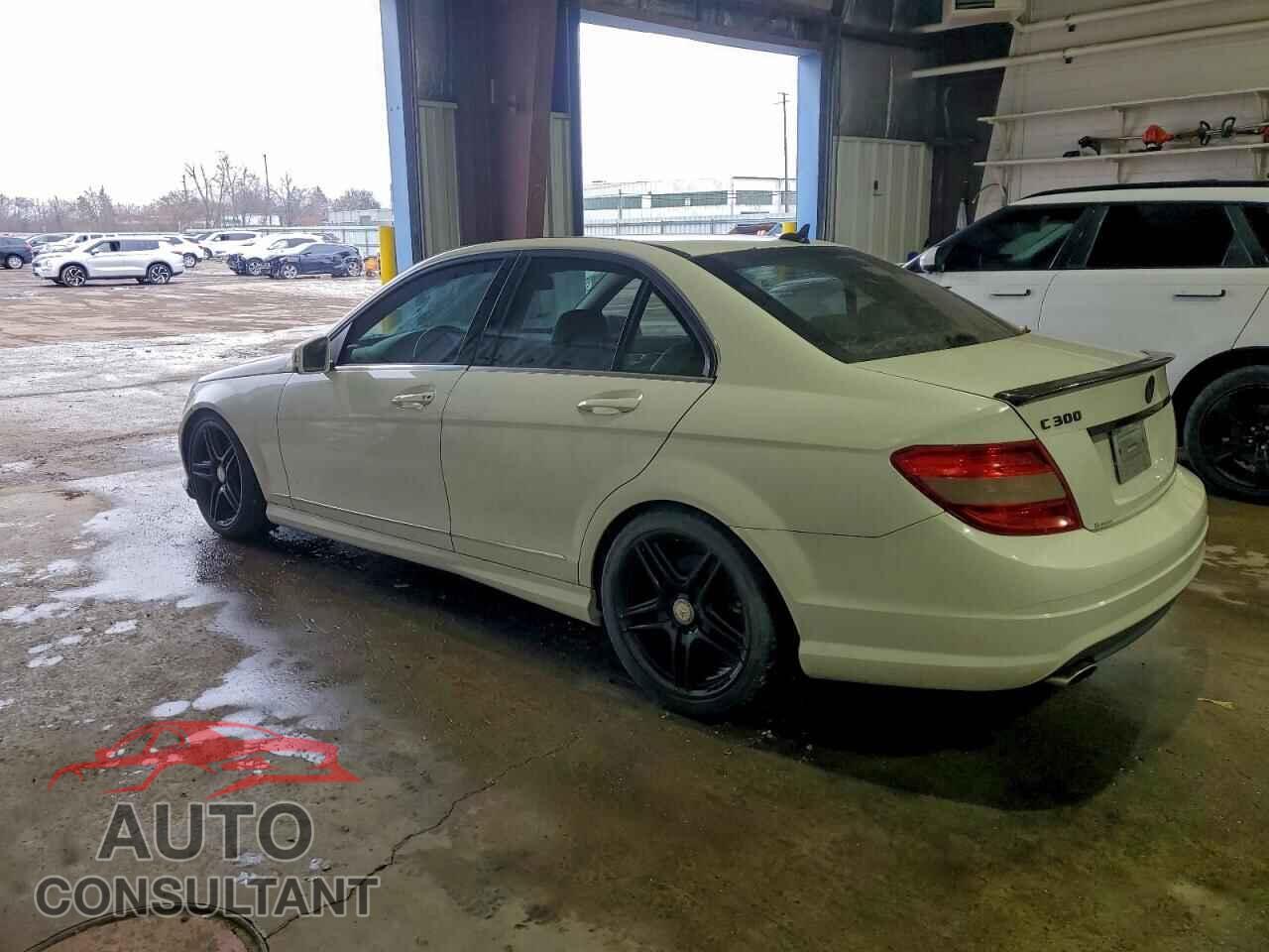 MERCEDES-BENZ C-CLASS 2010 - WDDGF8BB4AR127346
