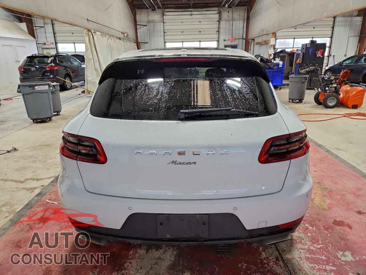 PORSCHE MACAN 2018 - WP1AA2A59JLB01849