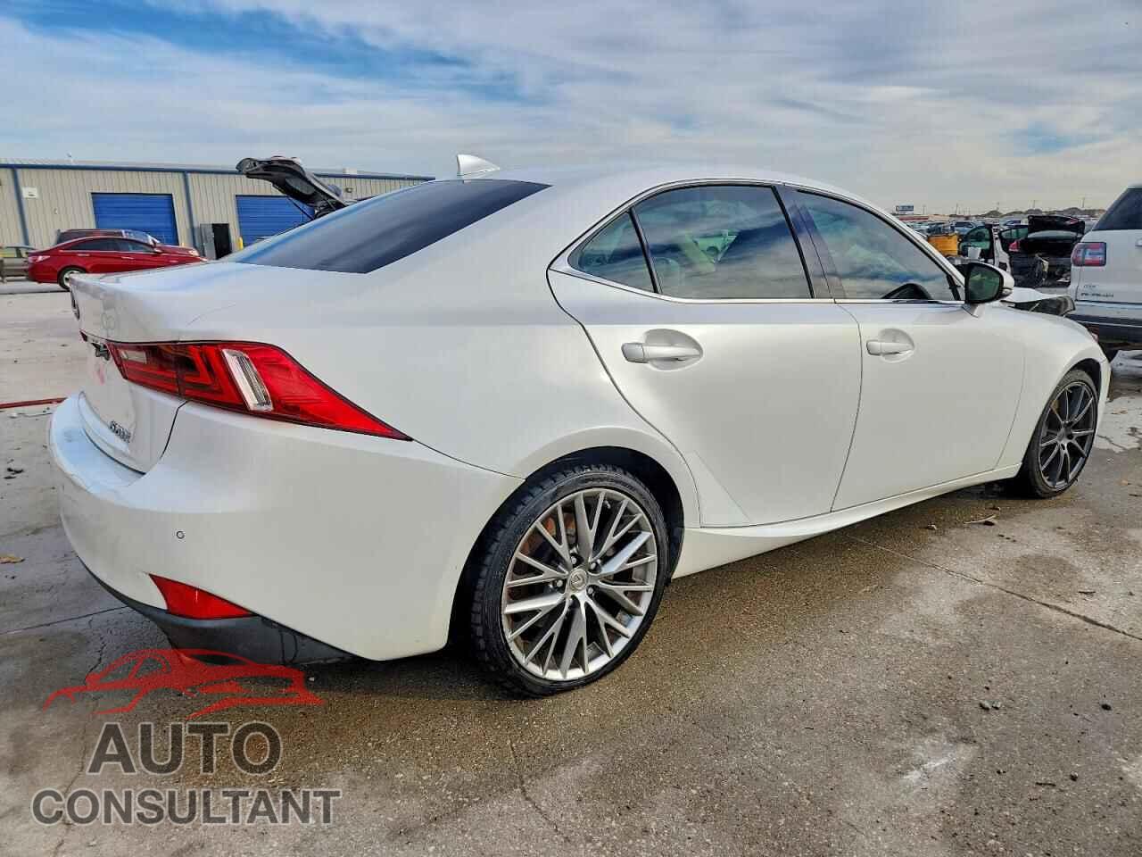 LEXUS IS 2016 - JTHBA1D27G5003996