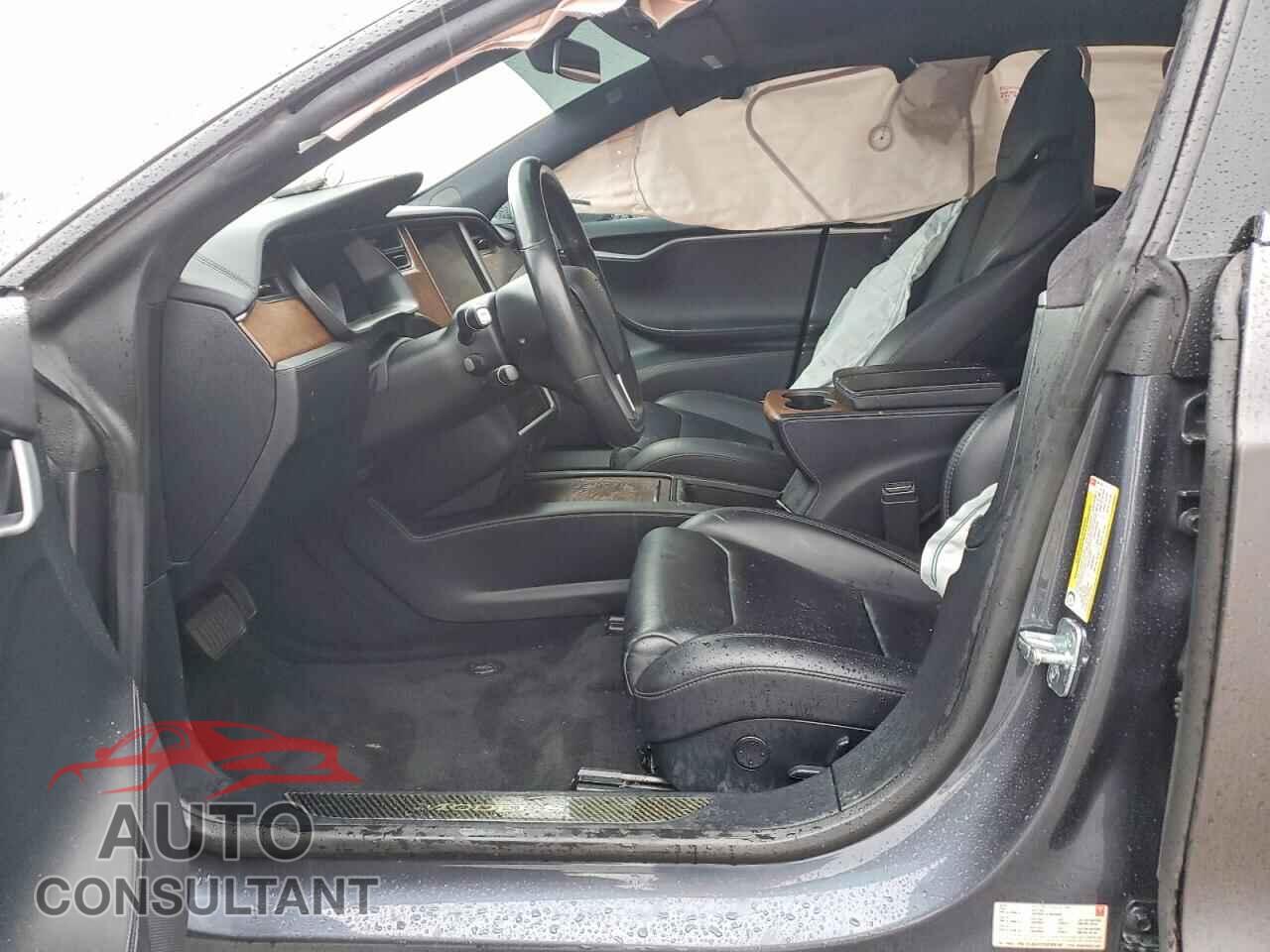 TESLA MODEL S 2019 - 5YJSA1E22KF305140