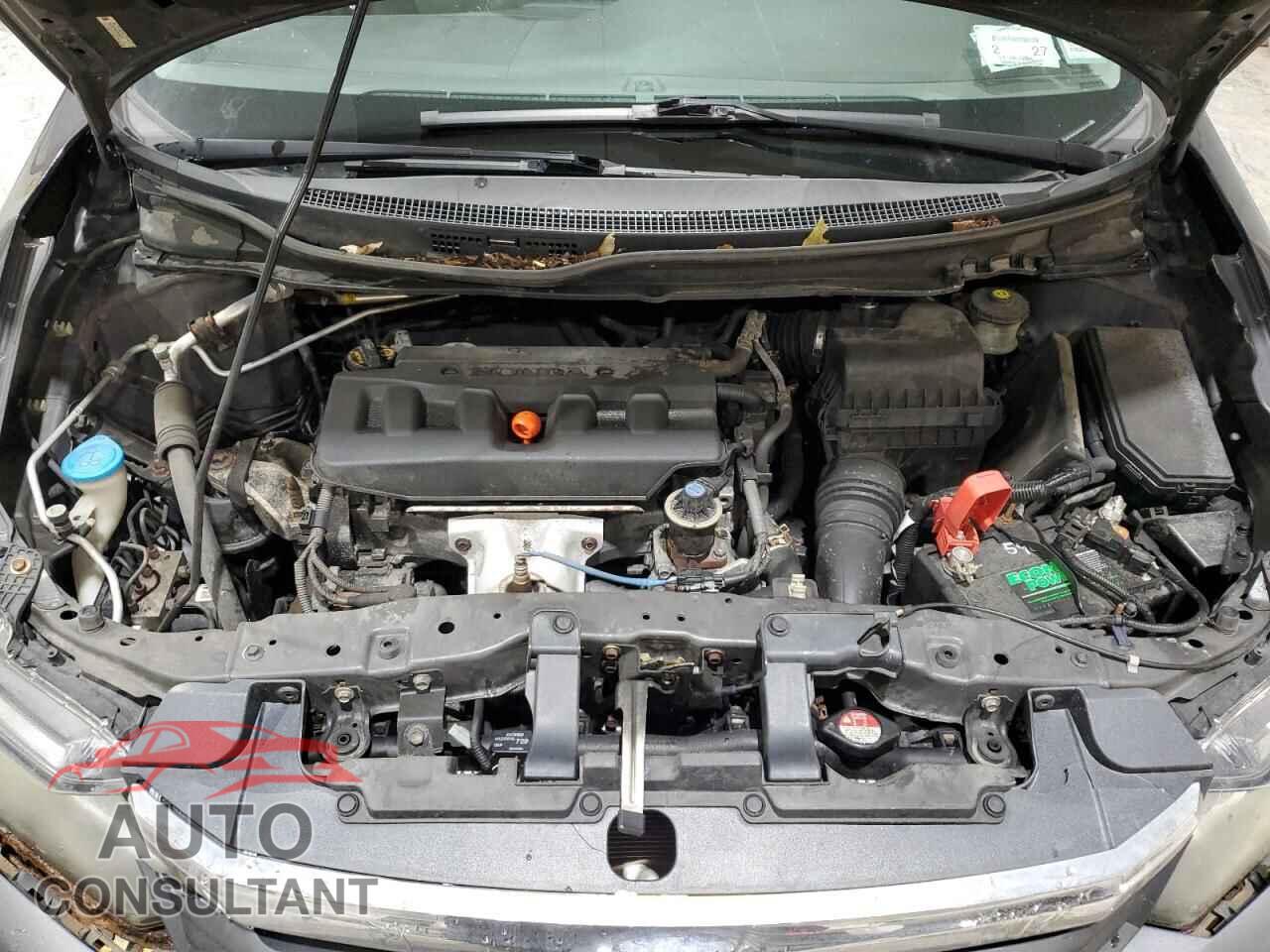HONDA CIVIC 2012 - 2HGFB2F99CH555617