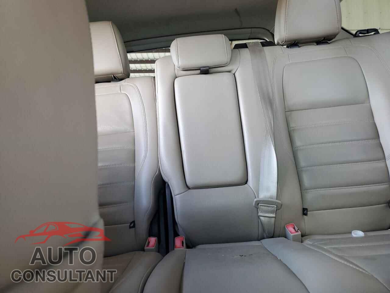FORD ESCAPE 2017 - 1FMCU0JD1HUC72947