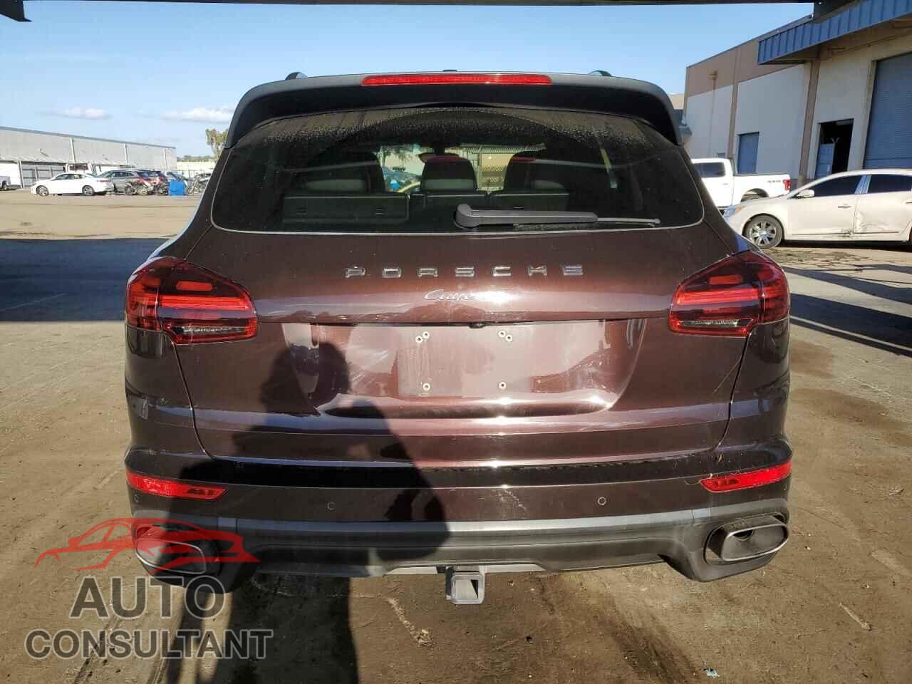 PORSCHE CAYENNE 2015 - WP1AF2A24FLA40733