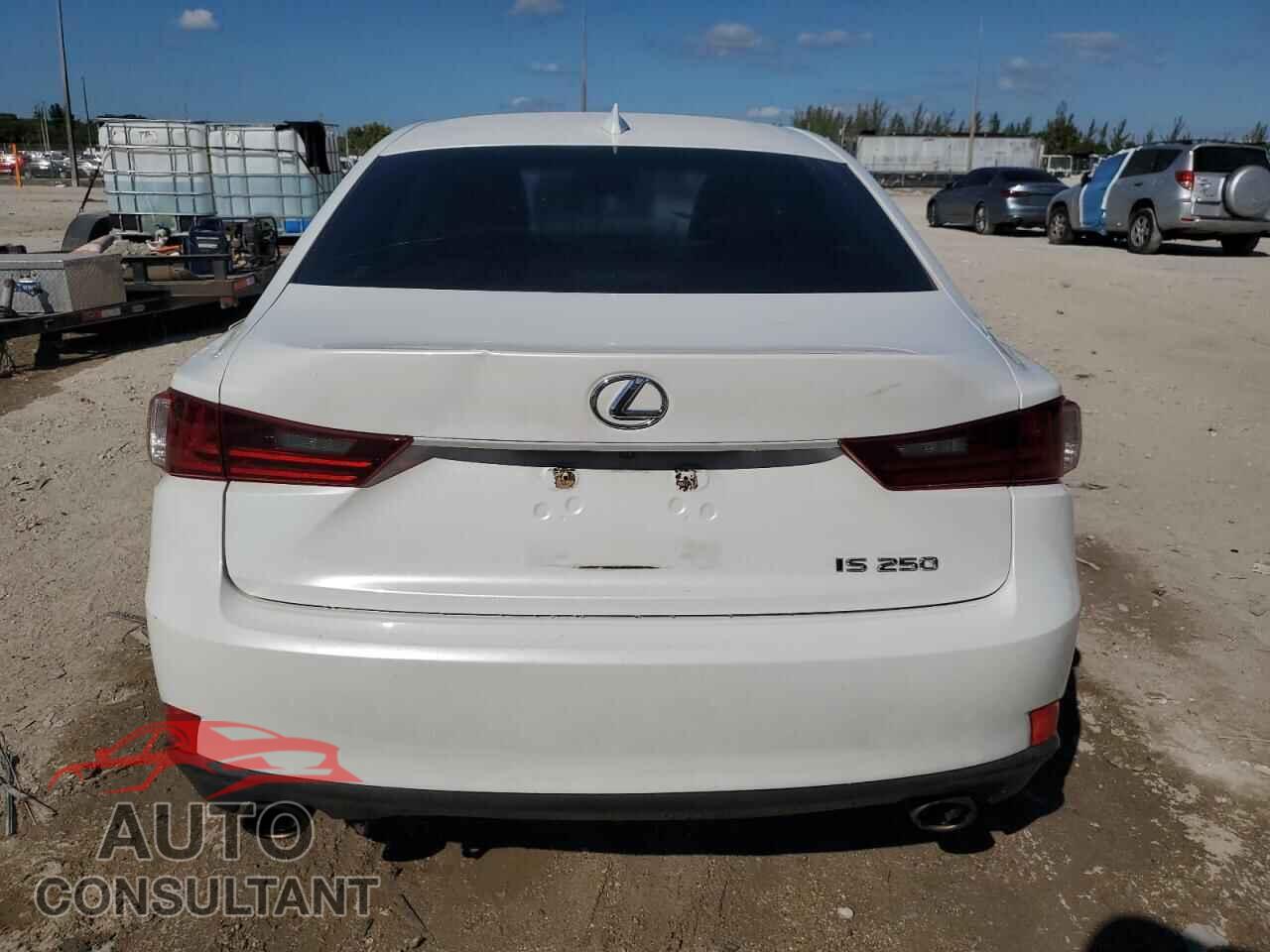 LEXUS IS 2014 - JTHBF1D20E5041391