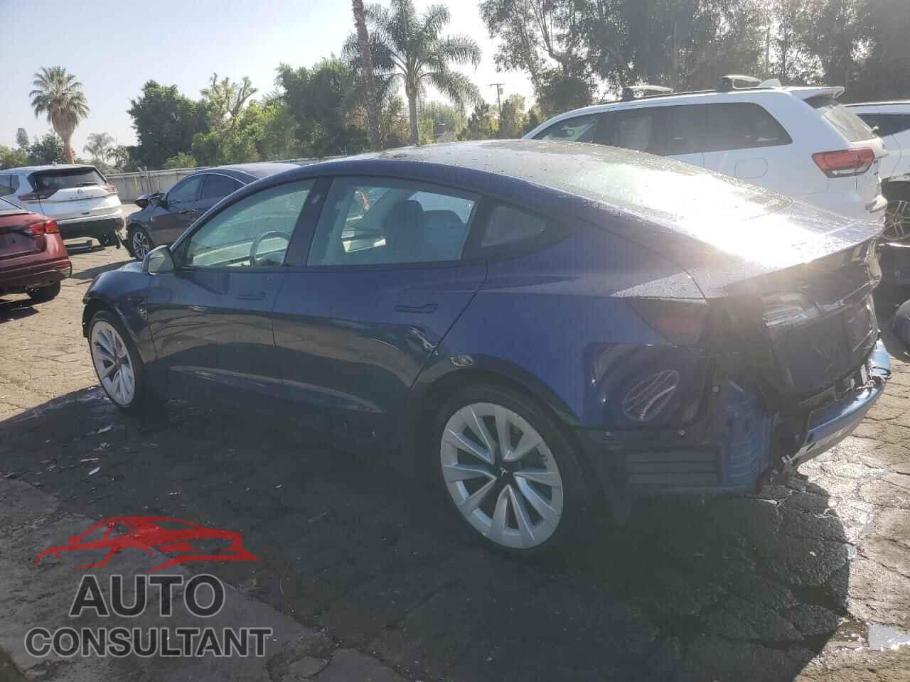 TESLA MODEL 3 2022 - 5YJ3E1EA8NF371597