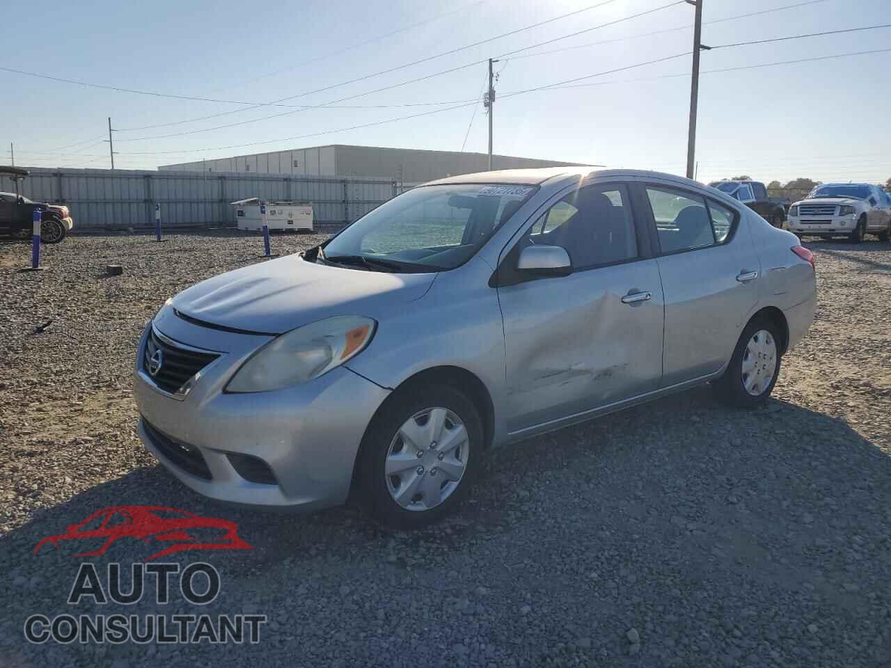 NISSAN VERSA 2012 - 3N1CN7AP1CL840687