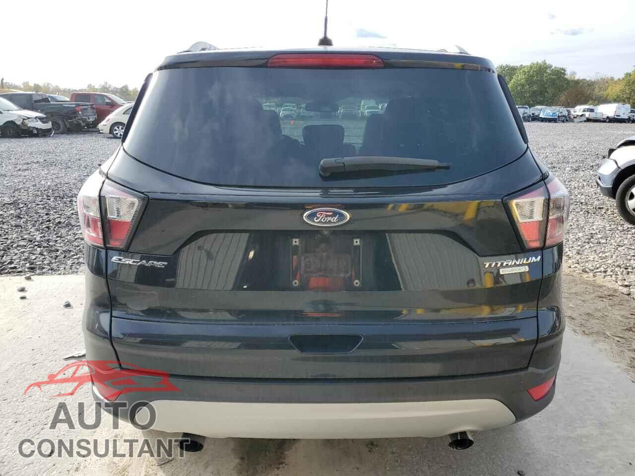 FORD ESCAPE 2017 - 1FMCU0JD4HUE68249
