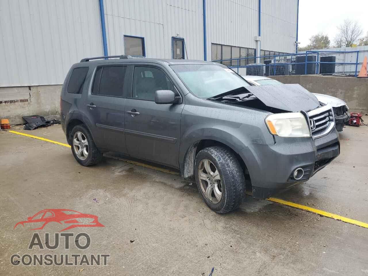HONDA PILOT 2013 - 5FNYF4H64DB009471