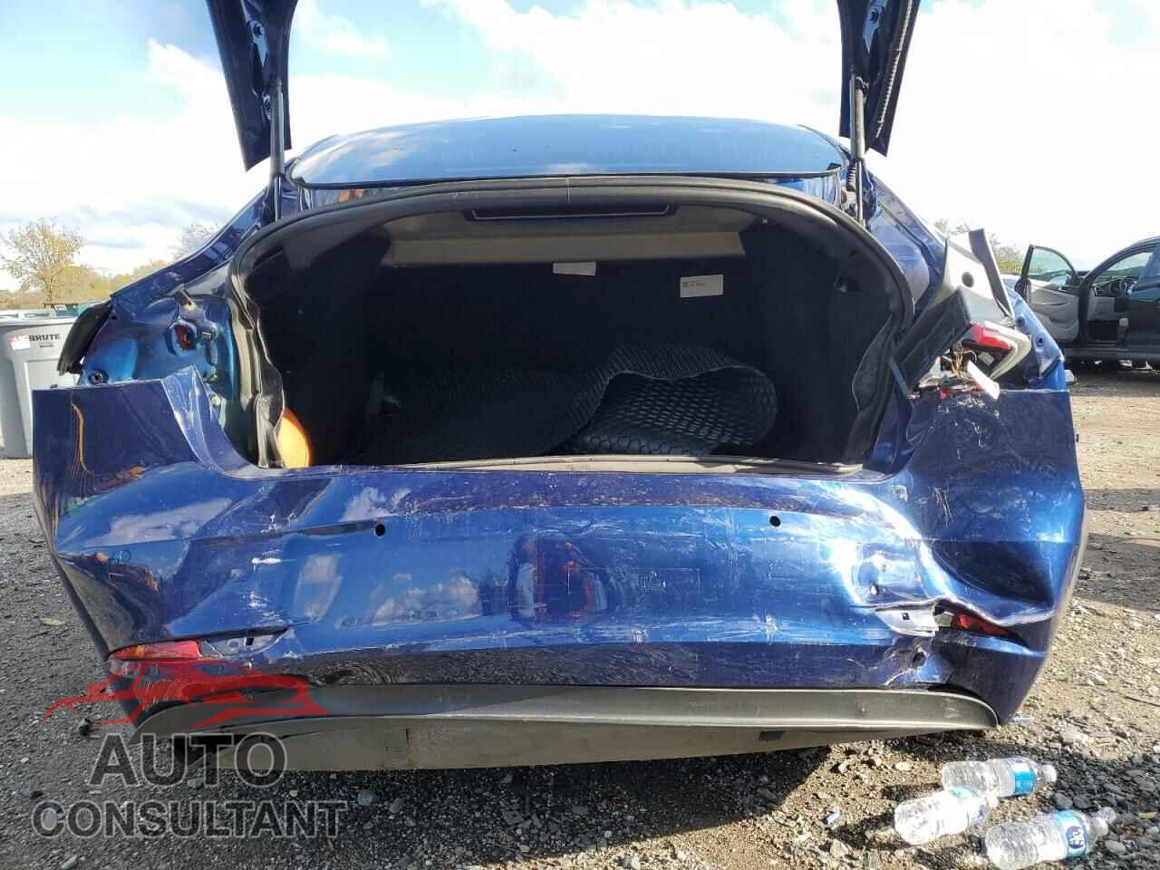 TESLA MODEL 3 2018 - 5YJ3E1EB7JF080947