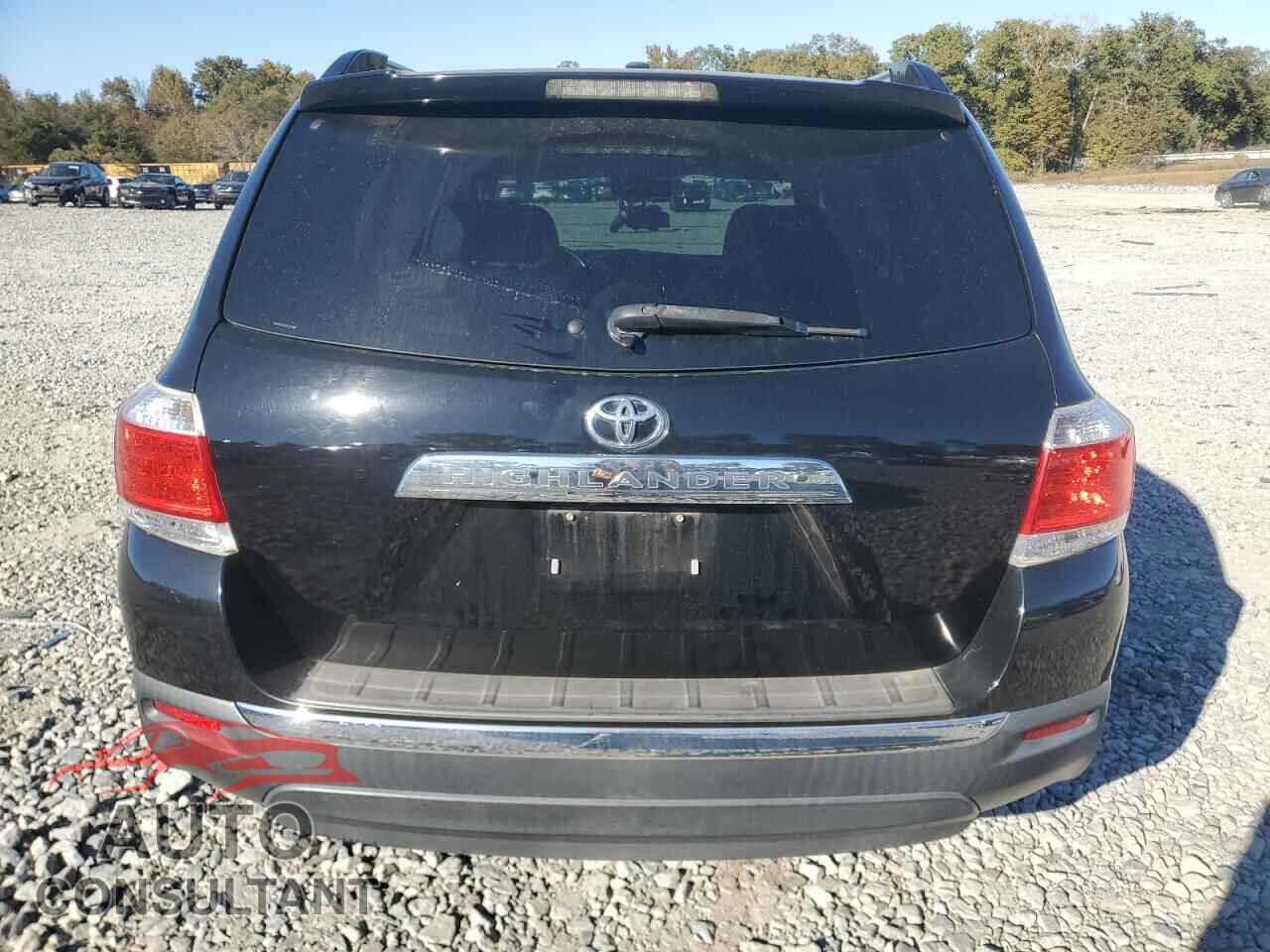 TOYOTA HIGHLANDER 2013 - 5TDYK3EH8DS137980