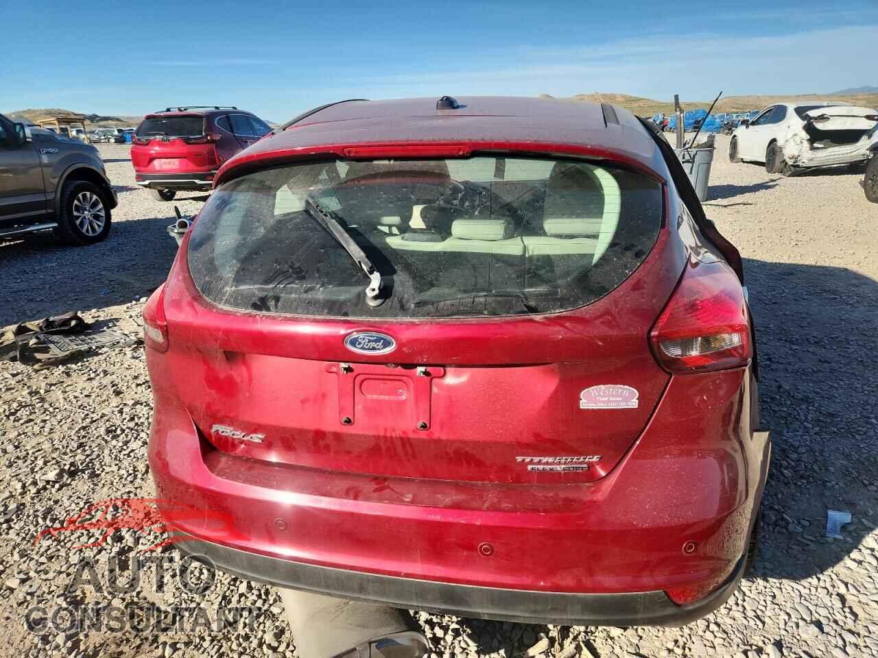 FORD FOCUS 2016 - 1FADP3N29GL290536