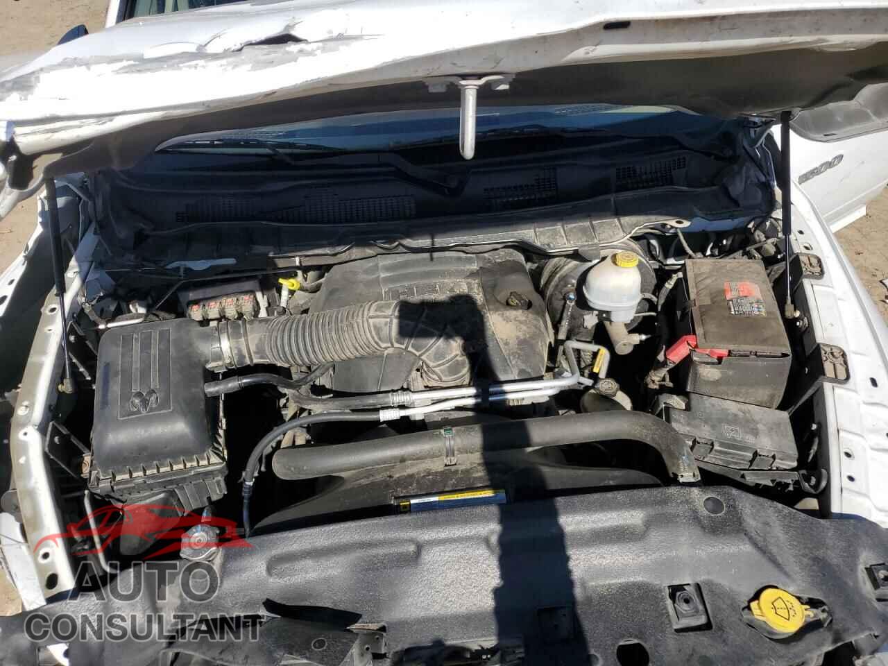 DODGE RAM 1500 2012 - 1C6RD7LT9CS125119
