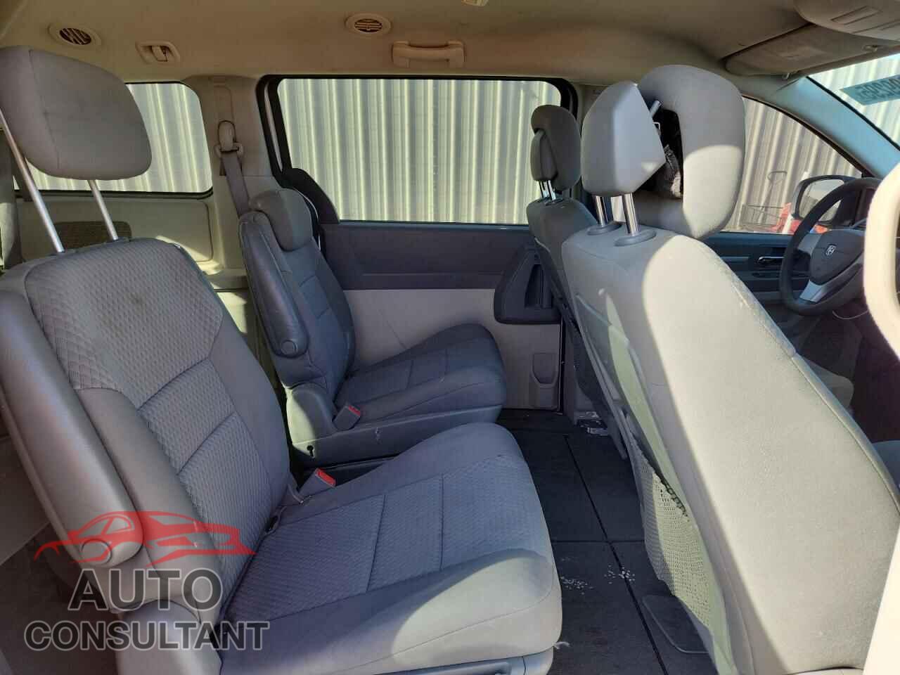 DODGE CARAVAN 2010 - 2D4RN4DE4AR499577