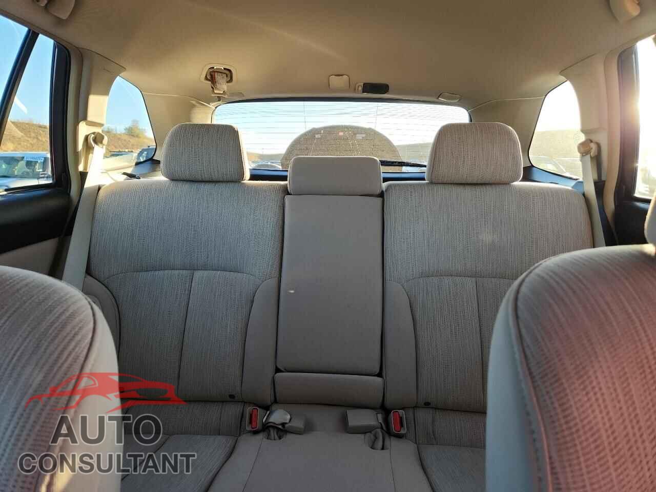SUBARU OUTBACK 2014 - 4S4BRCAC4E3215570