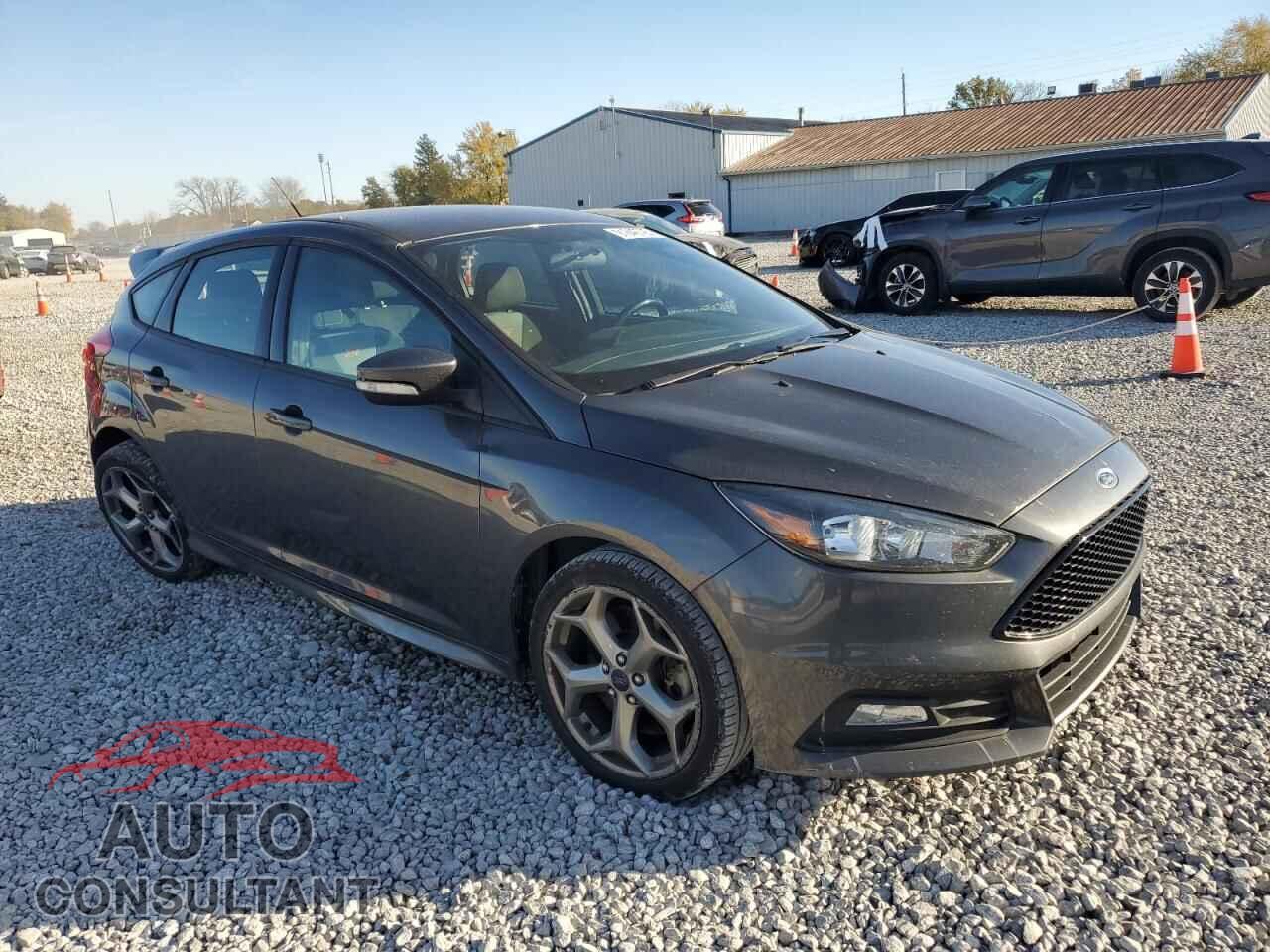 FORD FOCUS 2015 - 1FADP3L97FL292493