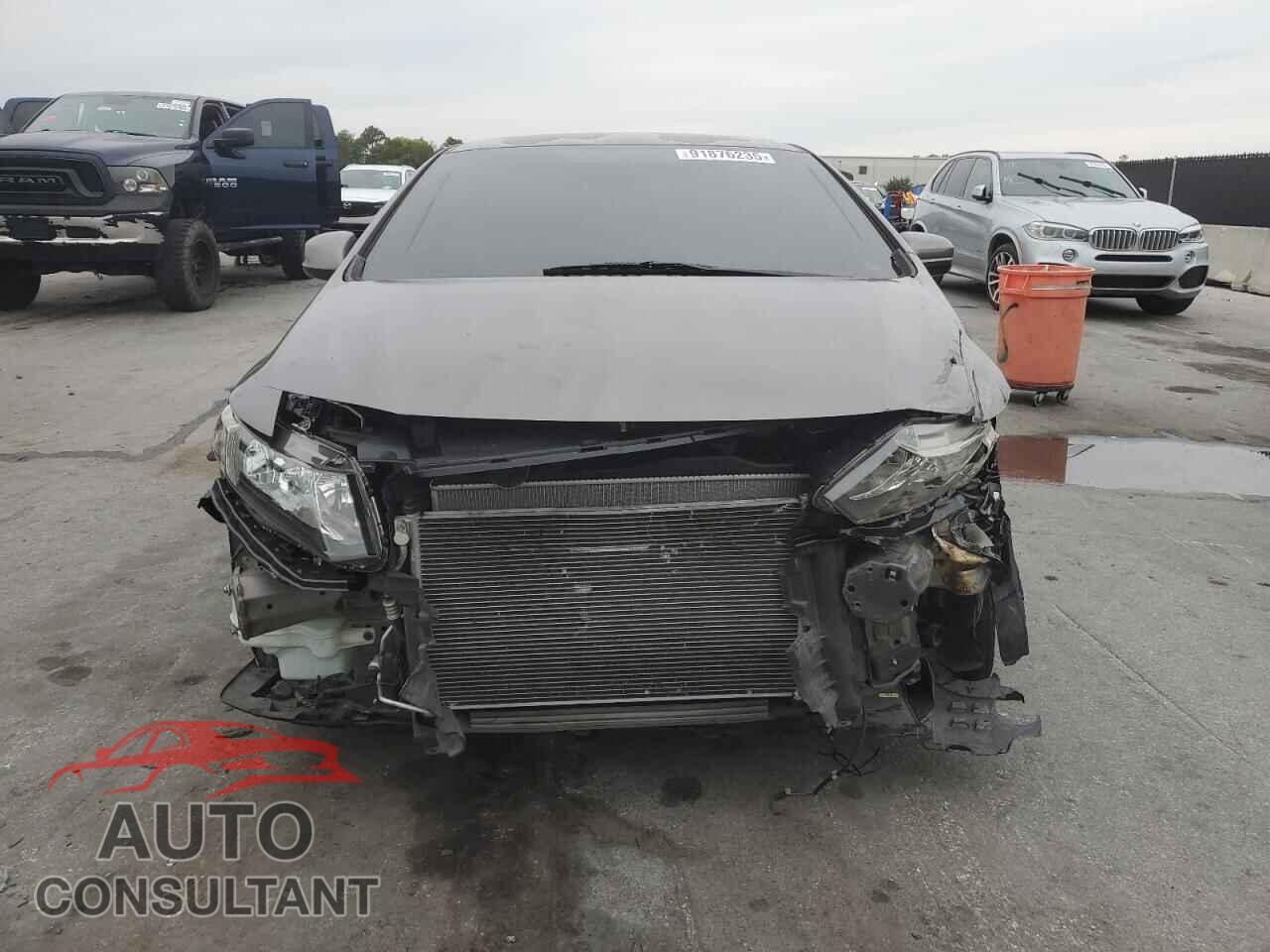 HONDA CIVIC 2013 - 2HGFB2F51DH559725