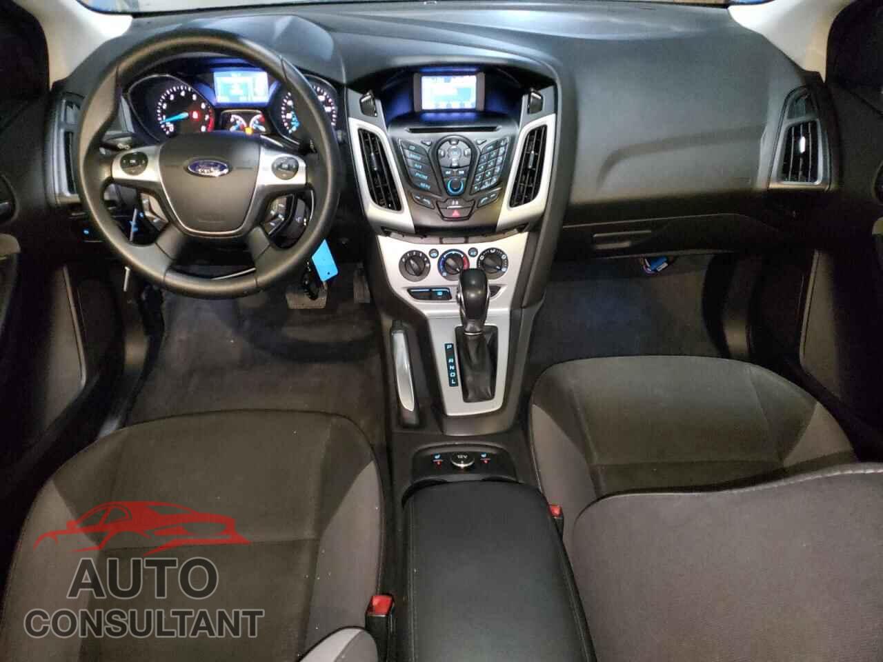 FORD FOCUS 2013 - 1FADP3K23DL117384