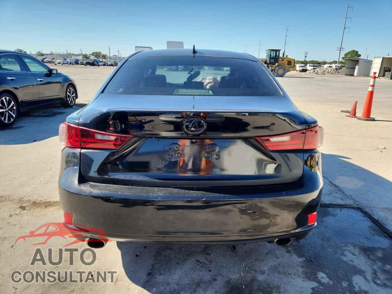 LEXUS IS 2014 - JTHBF1D24E5040809