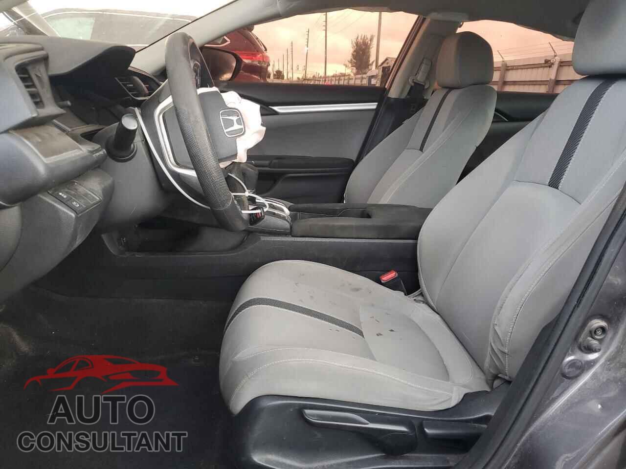 HONDA CIVIC 2018 - 19XFC2F55JE033732