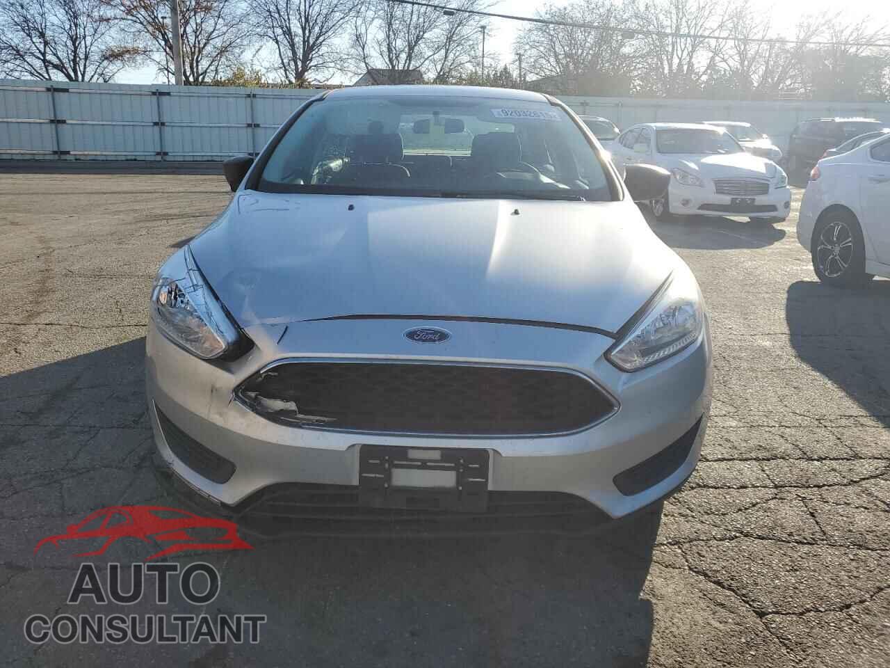 FORD FOCUS 2018 - 1FADP3E20JL292294