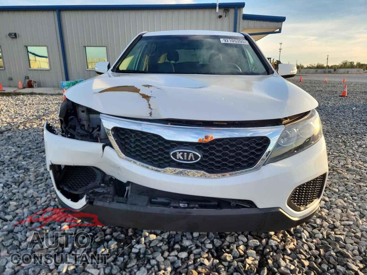KIA SORENTO 2013 - 5XYKT3A11DG334658
