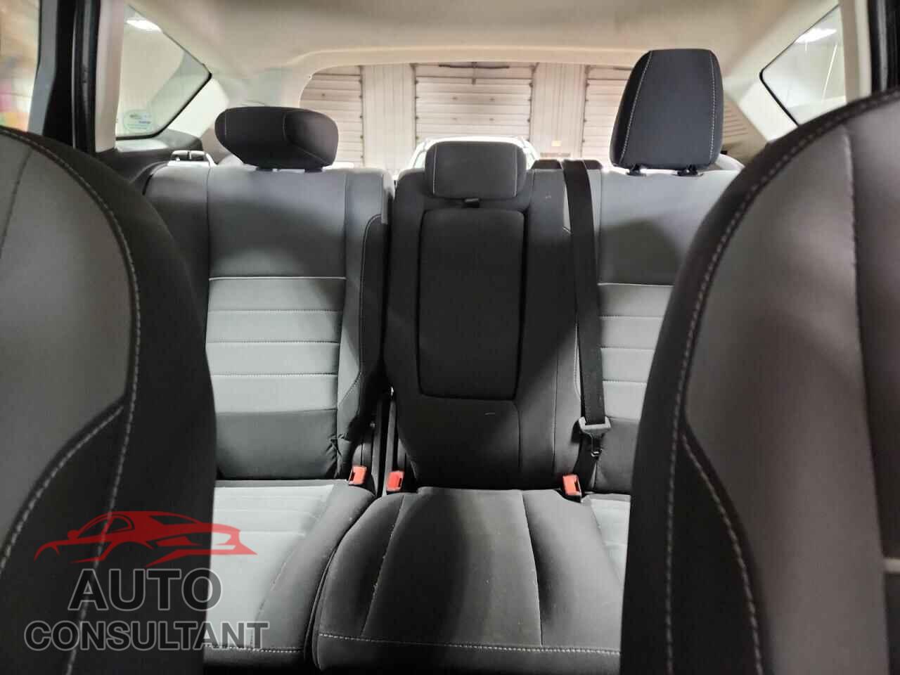 FORD CMAX 2015 - 1FADP5AU8FL101215