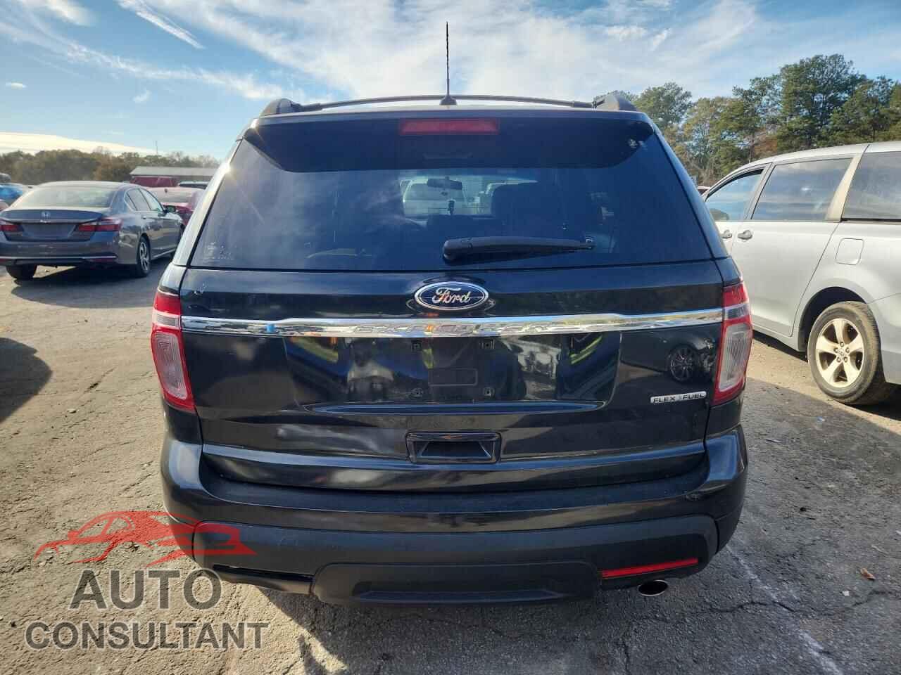 FORD EXPLORER 2013 - 1FM5K7B86DGC37628
