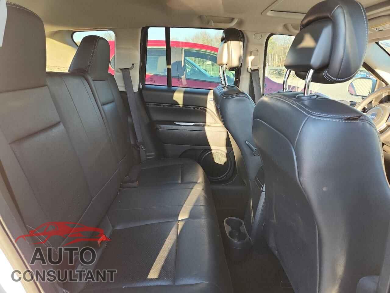 JEEP COMPASS 2015 - 1C4NJDEB4FD155317