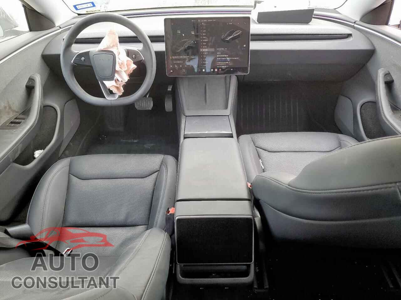 TESLA MODEL 3 2025 - 5YJ3E1EA9SF885437