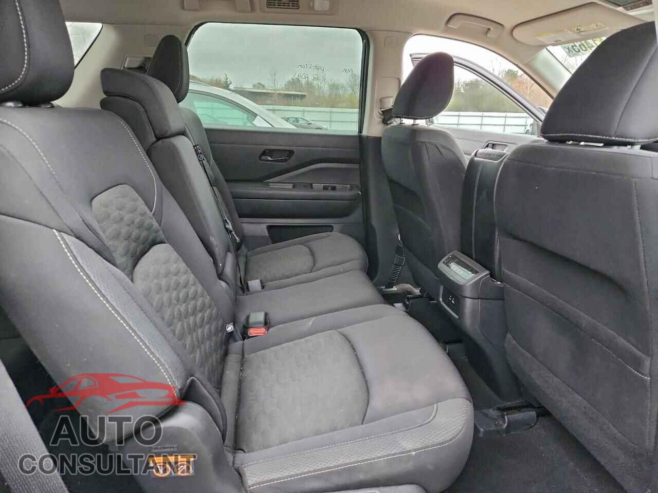 NISSAN PATHFINDER 2023 - 5N1DR3BC2PC248304