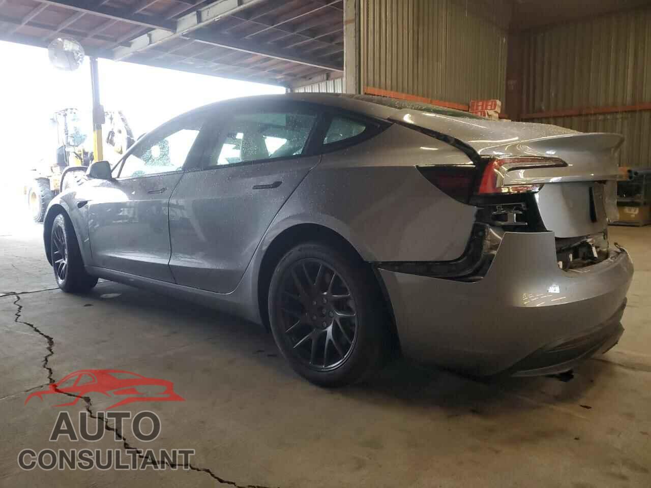 TESLA MODEL 3 2025 - 5YJ3E1EA4SF990788