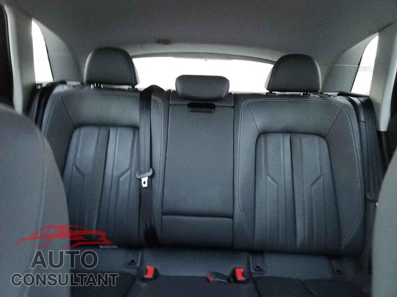 AUDI E-TRON 2021 - WA1AAAGE3MB013466