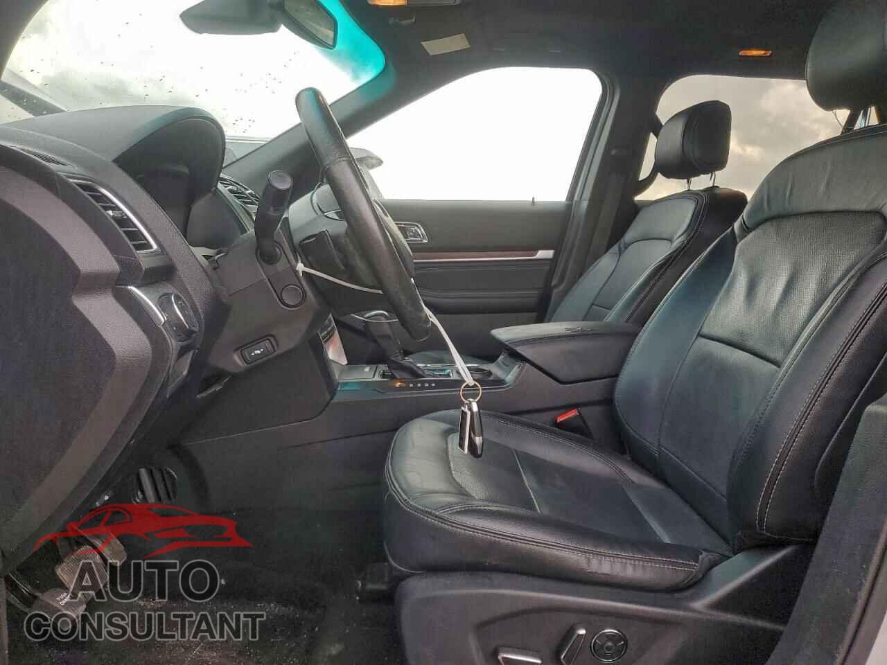 FORD EXPLORER 2017 - 1FM5K7F86HGA10794