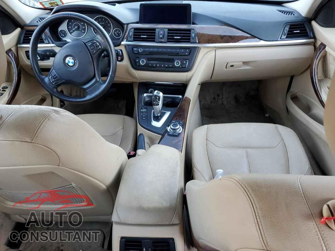 BMW 3 SERIES 2013 - WBA3B5C50DF593631