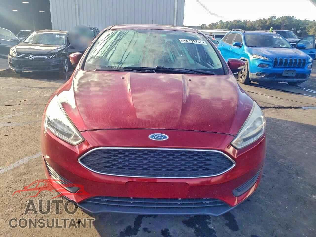 FORD FOCUS 2017 - 1FADP3K29HL327123