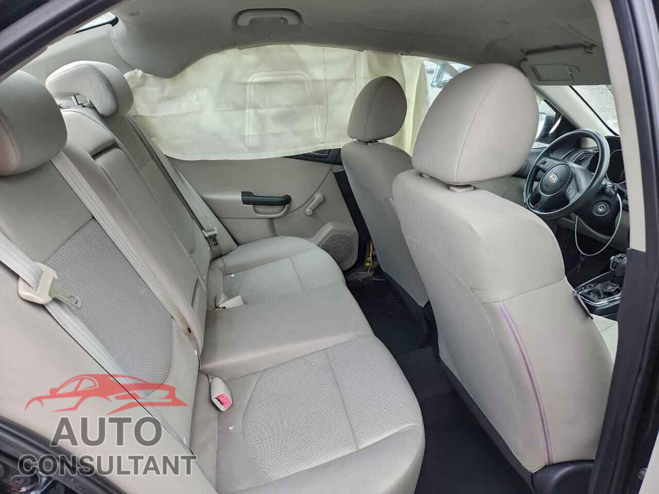 KIA FORTE 2011 - KNAFT4A22B5344599