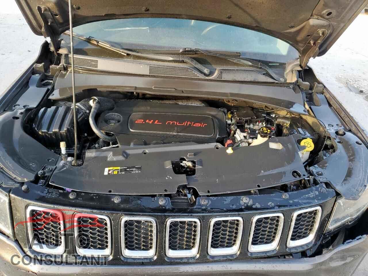 JEEP COMPASS 2018 - 3C4NJCBB0JT489023
