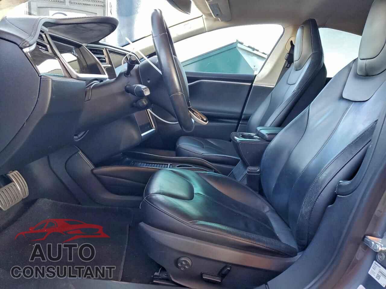 TESLA MODEL S 2014 - 5YJSA1H19EFP37876