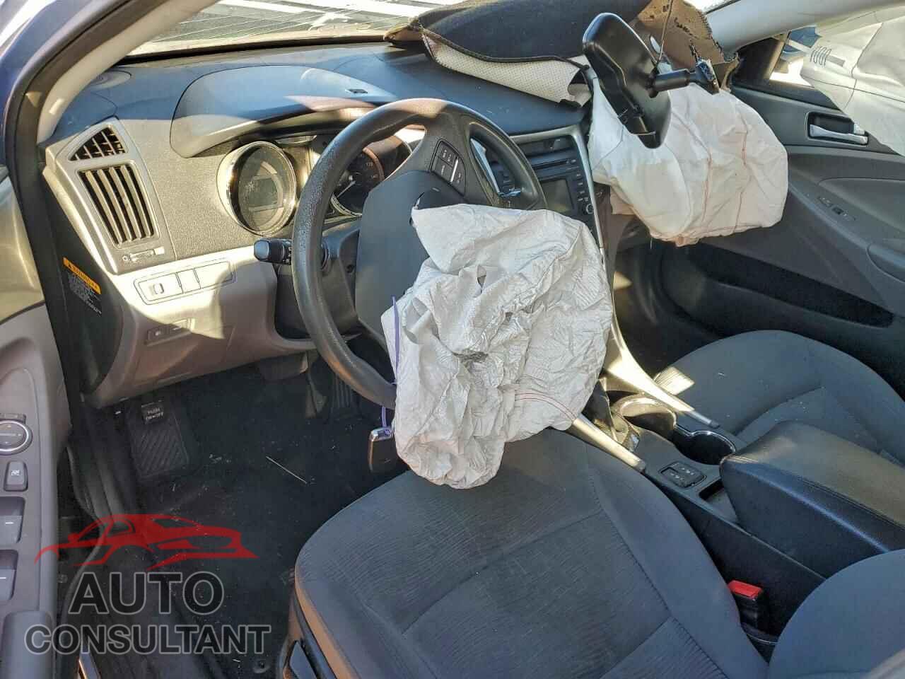 HYUNDAI SONATA 2015 - KMHEC4A48FA134680