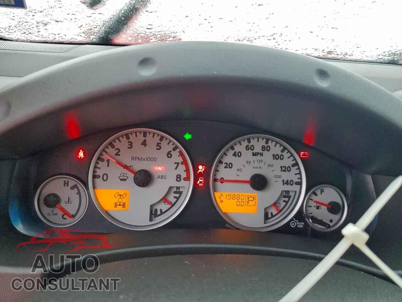 NISSAN FRONTIER 2010 - 1N6AD0EV8AC401189