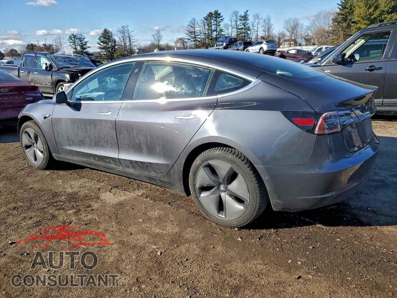 TESLA MODEL 3 2018 - 5YJ3E1EA5JF045363