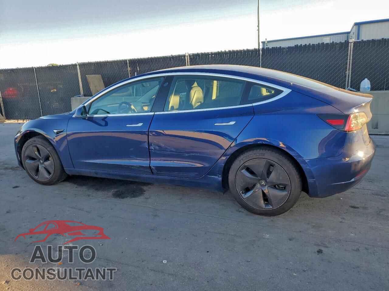 TESLA MODEL 3 2019 - 5YJ3E1EA4KF401092