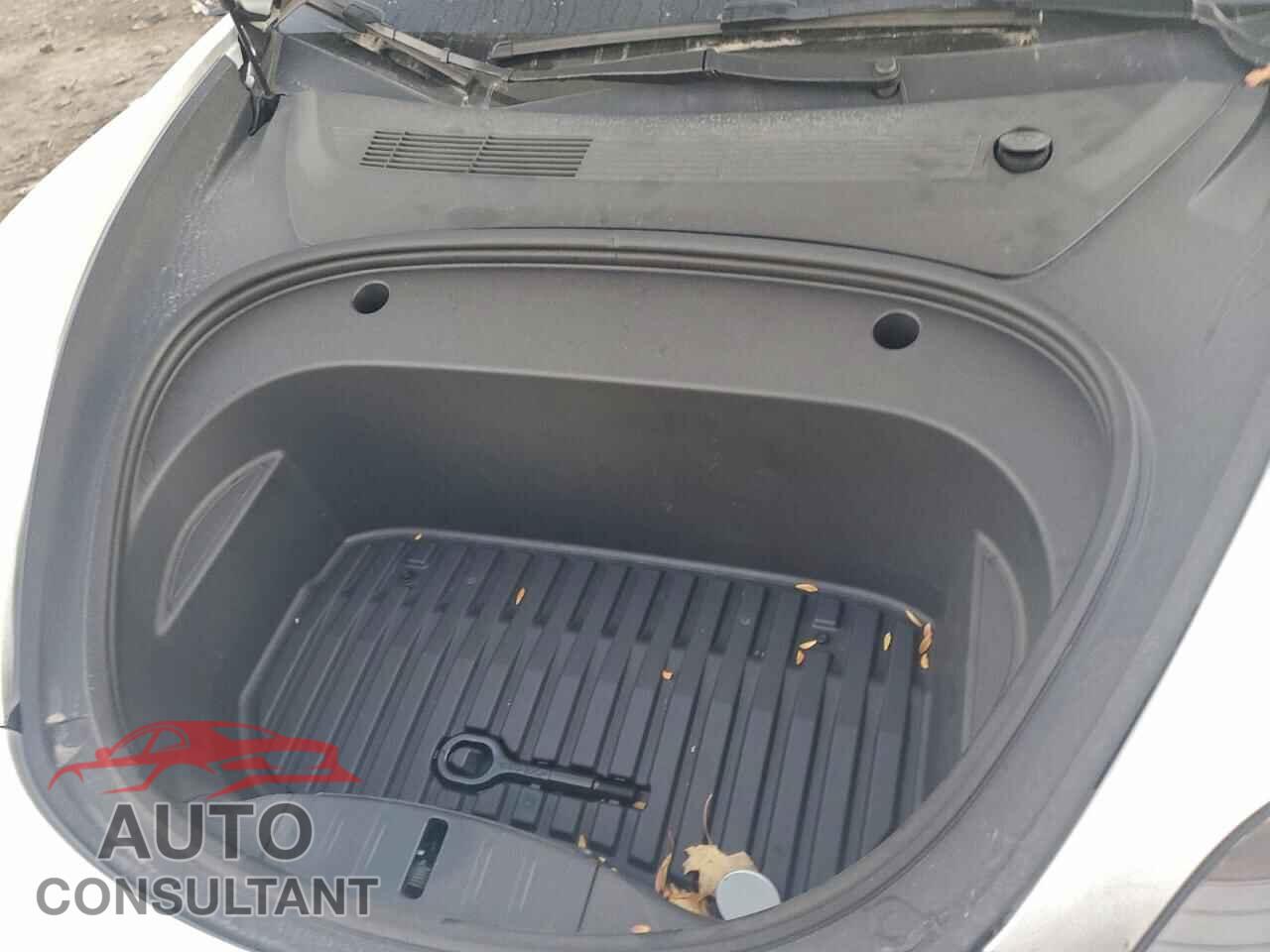 TESLA MODEL 3 2023 - 5YJ3E1EA7PF504319