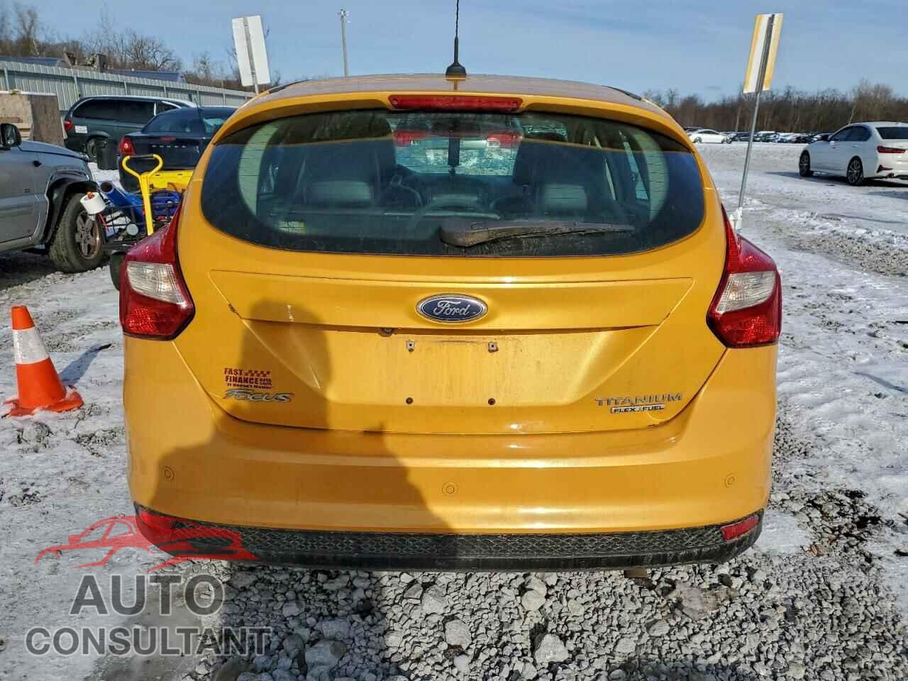 FORD FOCUS 2012 - 1FAHP3N20CL459273